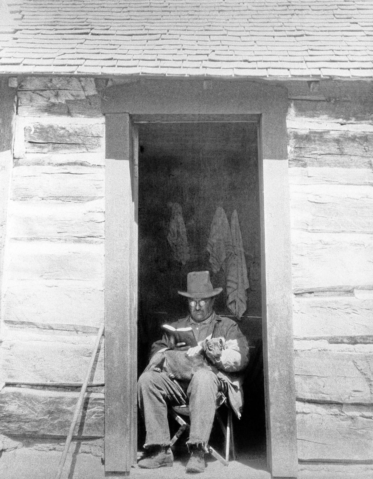 Skip, 1905